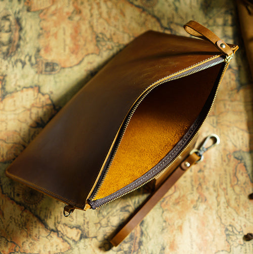 Full-Grain Leather Laptop Bag, Briefcase with Zipper Closure, Ideal for Notebooks and iPads