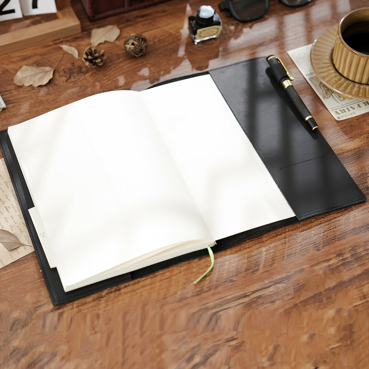 Premium Leather Notebook B5 Large Journal with Genuine Cowhide Cover, Business Planner Organizer, Classic Writing Notebook