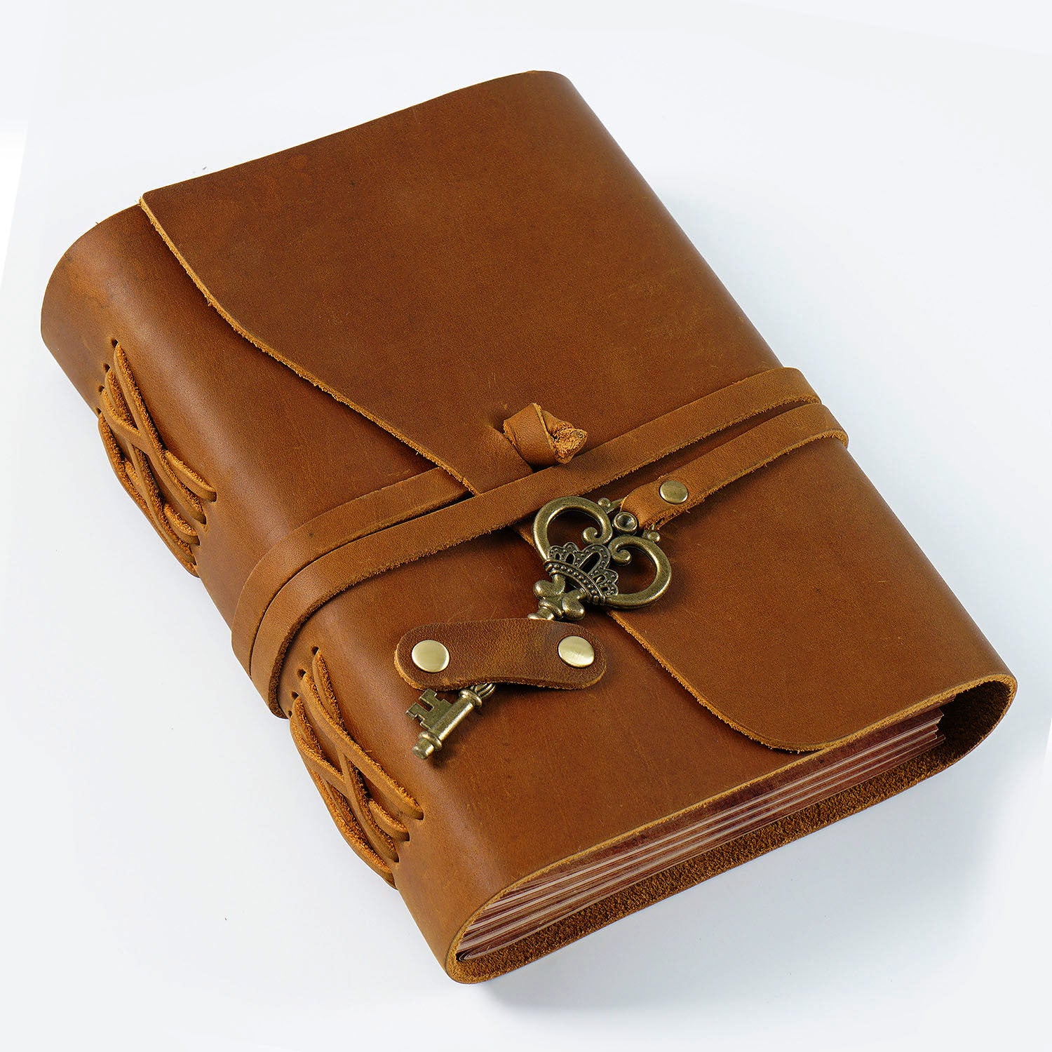 Vintage Leather Notebook – Handmade Refillable Travel Journal