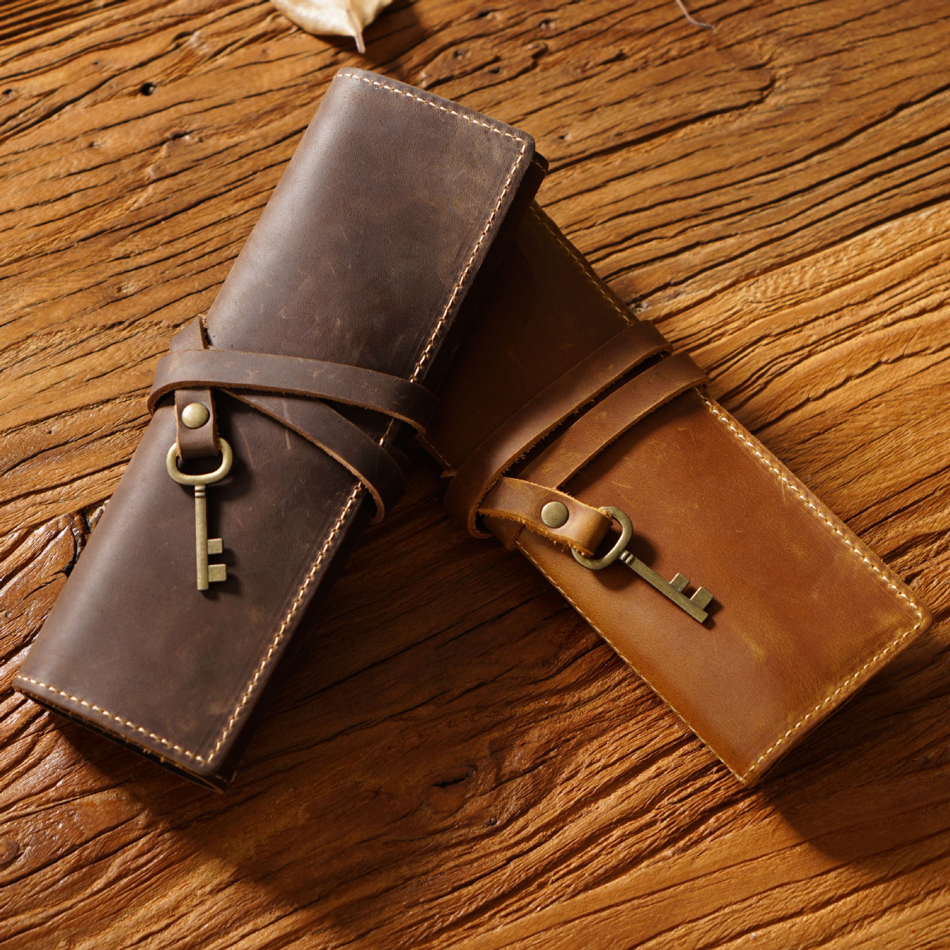 Vintage Leather Roll-Up Pencil Case – Multi-Slot Storage Wrap for Pens, Pencils, and Art Tools