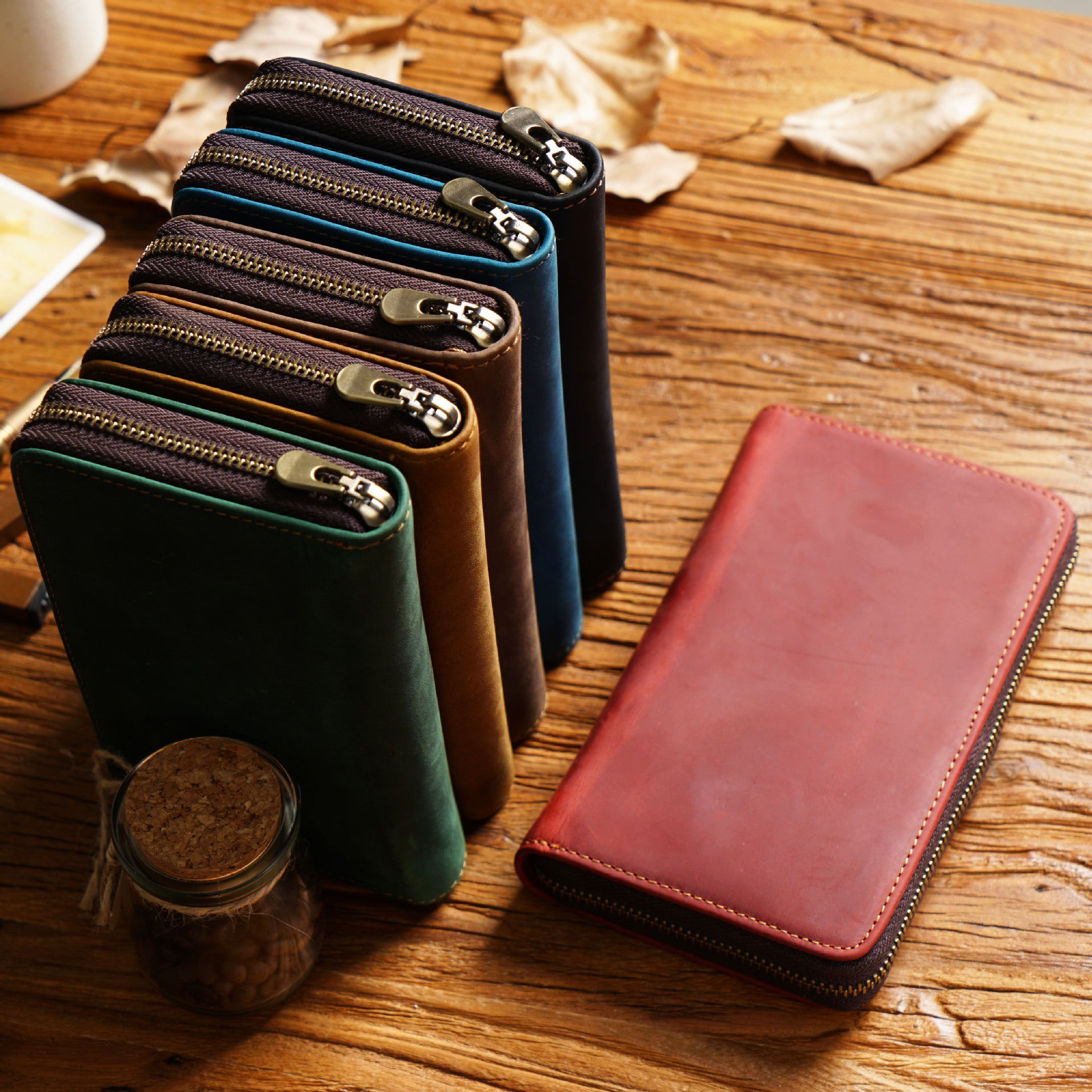 Vintage Leather Pen Storage Case with Zipper, Large Capacity Multi-Functional Stationery Organizer